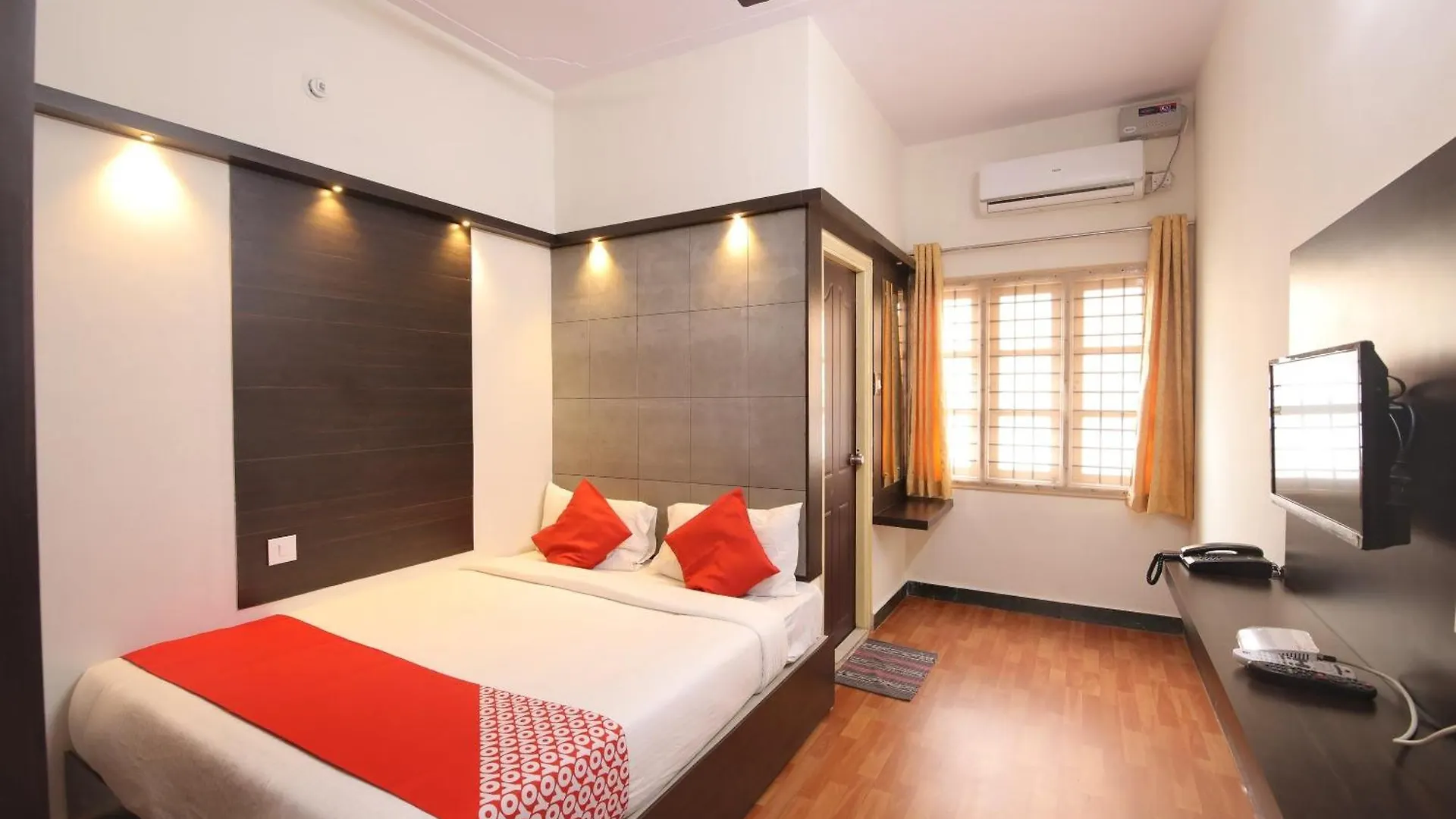 *** Hotel Collection O Royal Sand Mysore India